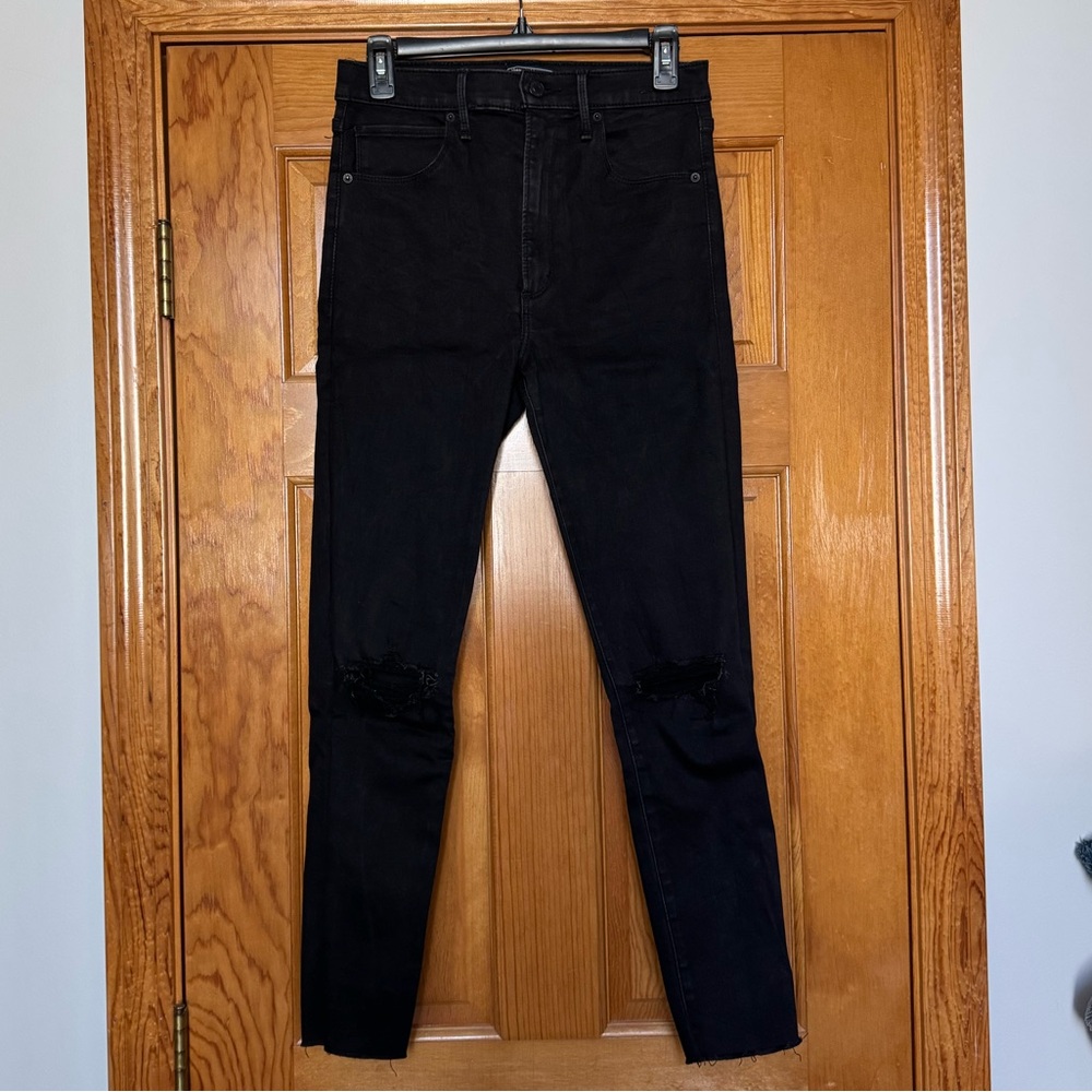 Abercrombie Ultra High Rise Super Skinny Jean